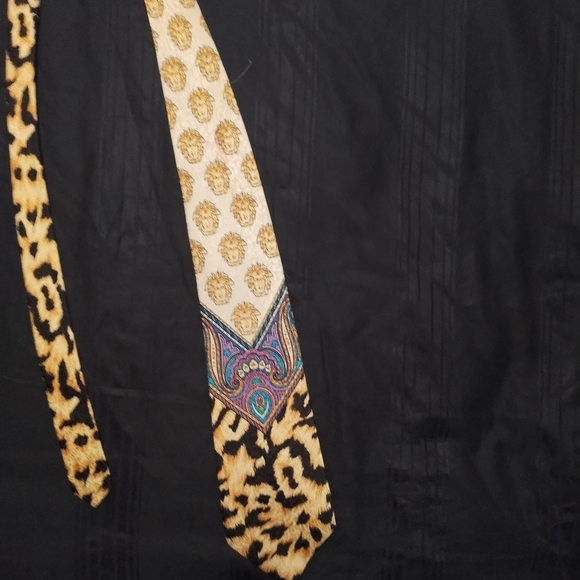 Versace Other - Versace Gold and Black Patterned Tie